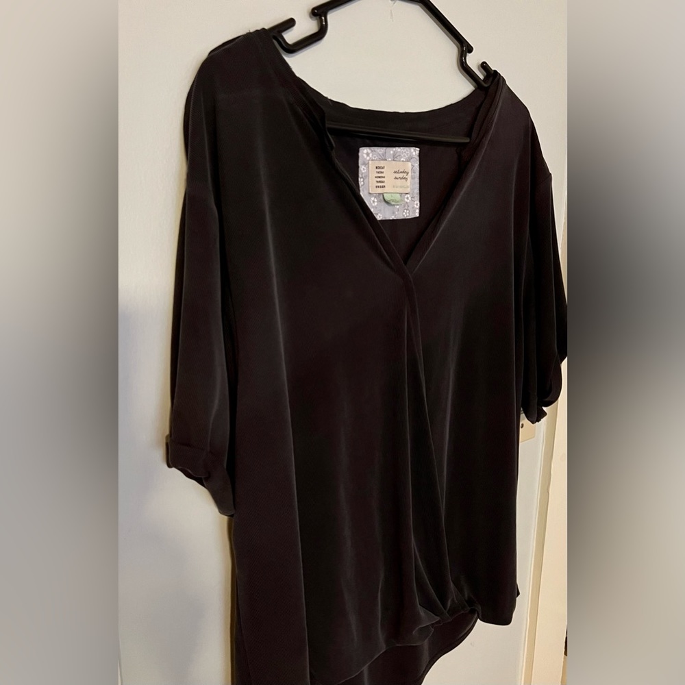 Black tee - by anthropologie